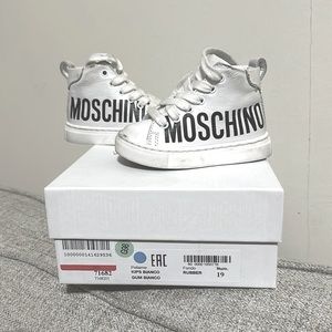 Moschino kids shoes size 18 Euro. Great condition.